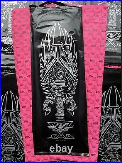 Mint Santa Cruz SMA Natas Prismatic Foil Teal Panther Blind Bag Skateboard Deck
