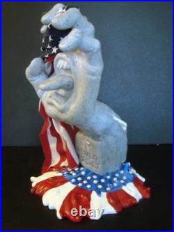 NEVER FORGET HAND Custom Kidrobot Santa Cruz Skateboards Screaming Hand Figure