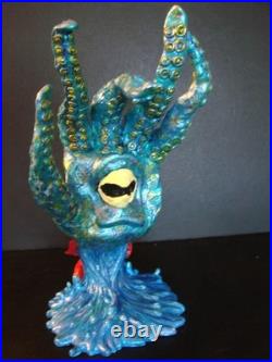 OCTO HAND Custom Kidrobot Santa Cruz Skateboards Screaming Hand Figure