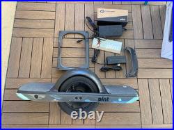 Onewheel Santa Cruz Pint Low 10 Miles + Fast Charger Won't charge Needs Repair