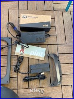 Onewheel Santa Cruz Pint Low 10 Miles + Fast Charger Won't charge Needs Repair