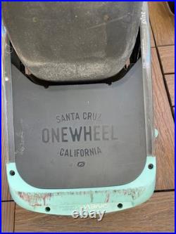 Onewheel Santa Cruz Pint Low 10 Miles + Fast Charger Won't charge Needs Repair