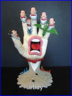 PEE-WEE HERMAN SCREAMS HAND Custom Kidrobot Santa Cruz Screaming Hand Figure