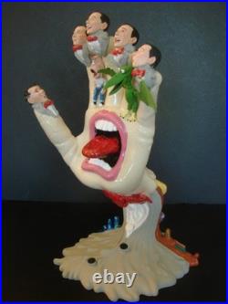 PEE-WEE HERMAN SCREAMS HAND Custom Kidrobot Santa Cruz Screaming Hand Figure