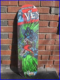 Santa Cruz Skateboard Deck Marvel Comics Venom Hand 32 New with Scatches