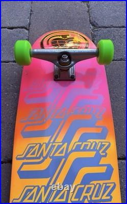 Santa Cruz Skateboards Classic Style Complete Skateboard 9.75 Vintage Wheels