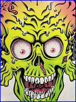 Santa Cruz Skateboards Mars Attacks Topps Glow In The Dark