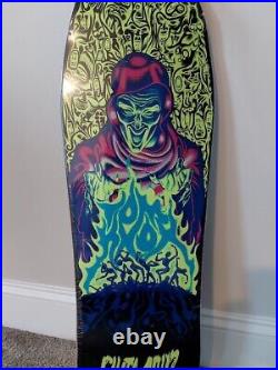 Santa Cruz Tom Knox fire pit glow in the dark skateboard deck new mint 2020