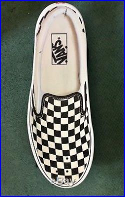 Vans Official Classic Black & White Check Skateboard 27.7 made by Santa Cruz