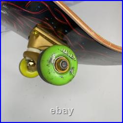 Vintage Santa Cruz Screaming Hand Skateboard Complete 32